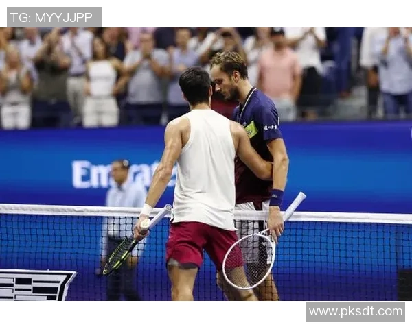 赛后复盘分析上海网球队与北京网球队的竞技状态与表现对比